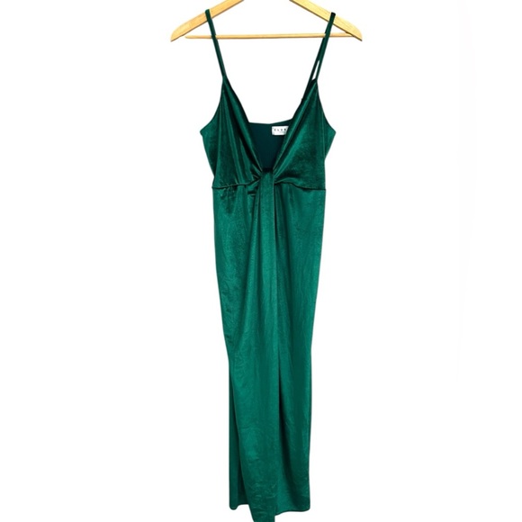 Club L London Women’s Bottle Emerald Green Velvet Plunge Neck Twist Maxi Dress 8 - Picture 3 of 11